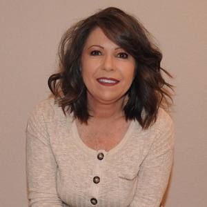 Meet your Posher, Gwen